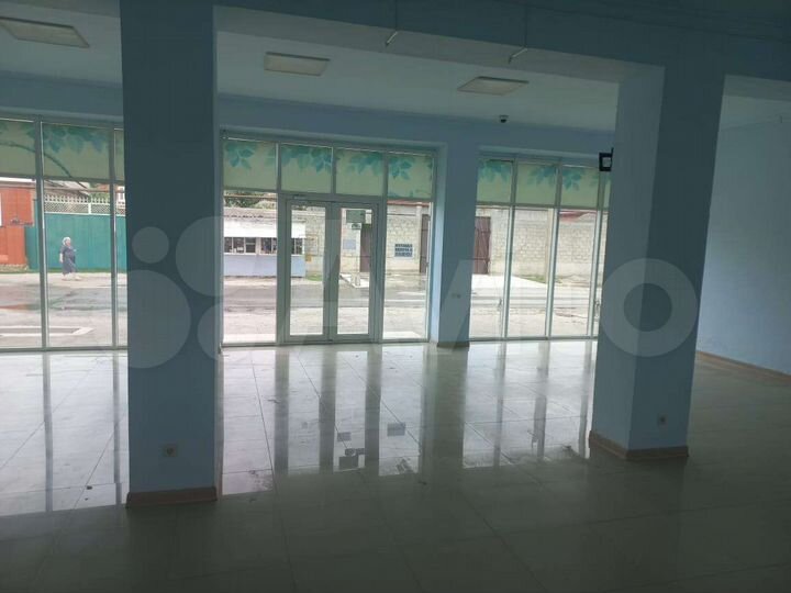Торговая площадь, 180 м²