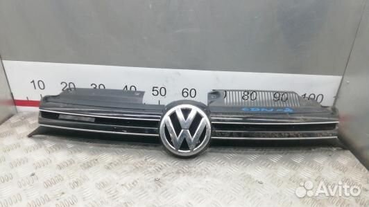 Решетка радиатора volkswagen golf 6 (CDN02D601)