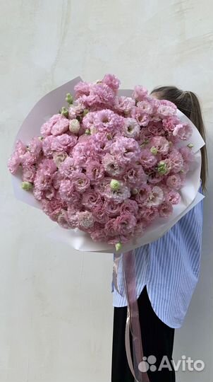 Монобукет из пушистой эустомы с доставкой