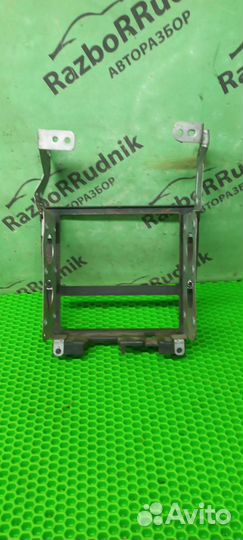 Рамка магнитолы Nissan Maxima