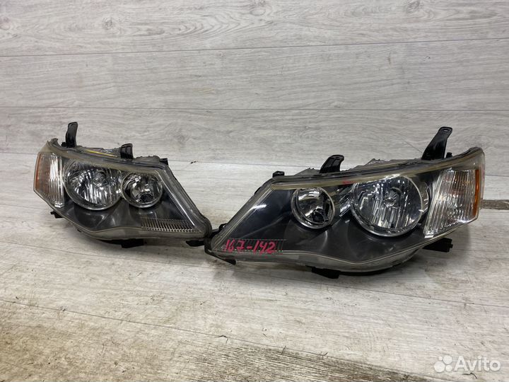 Фара Mitsubishi Outlander Xl