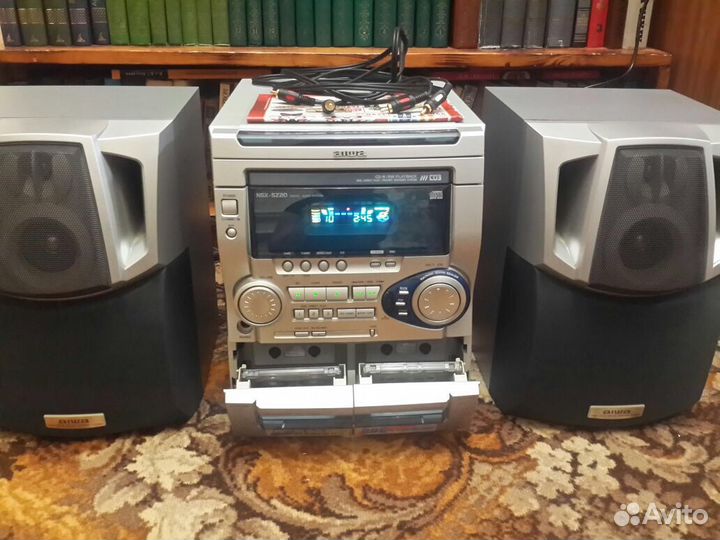 Музыкальный центр Aiwa NSX-SZ20