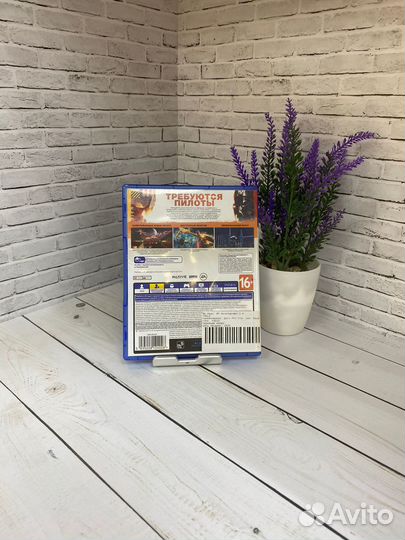 Диск PS4 Star Wars Squadrons