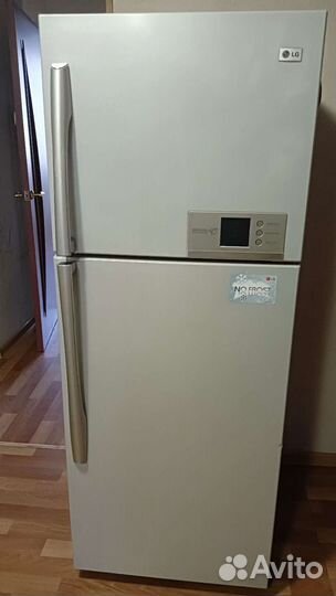 Холодильник бу LG no frost