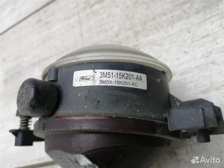 Фара противотуманная правая Форд Фокус 2