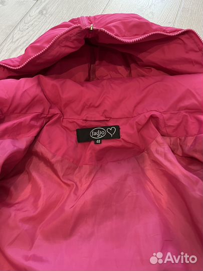 Пуховик утепленный женский
