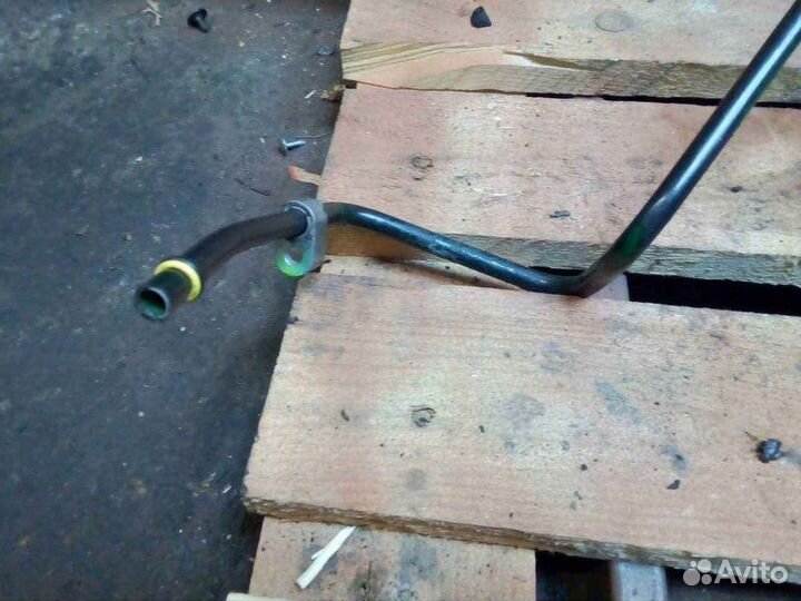 Трубка кондиционера высокого давления Volvo Xc90