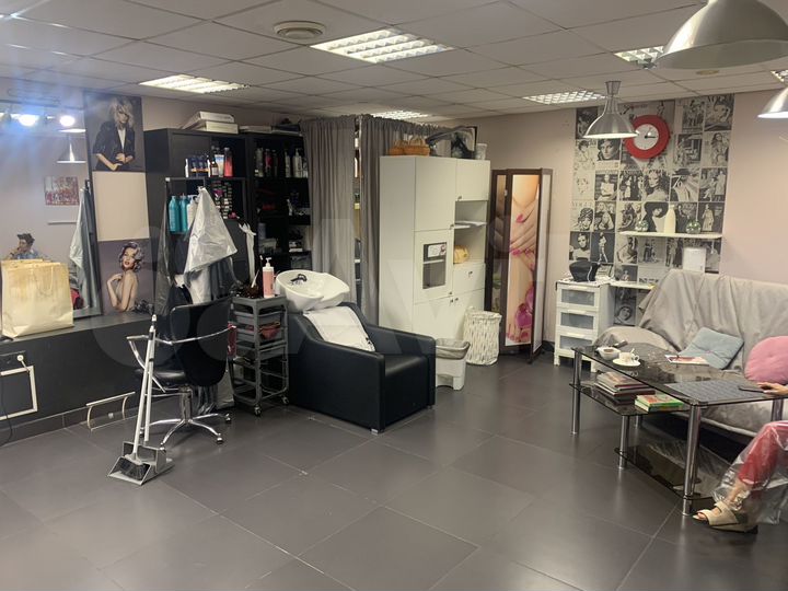 Помещение под салон, 56 м²