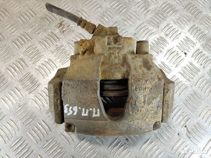 Суппорт передний правый Renault Scenic 2003 2009