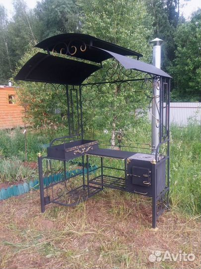 Беседка с мангалом