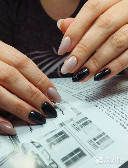 Нужна модель на маникюр
