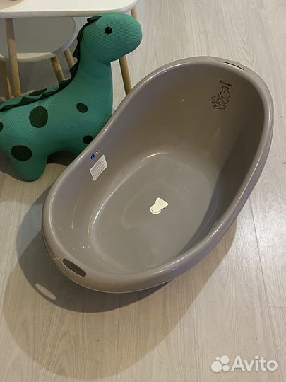 Детская ванночка с термометром