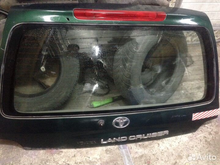 Крышка багажника Toyota Land Cruiser 100