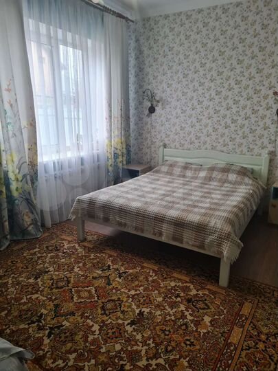 Комната 18 м² в 2-к., 1/2 эт.