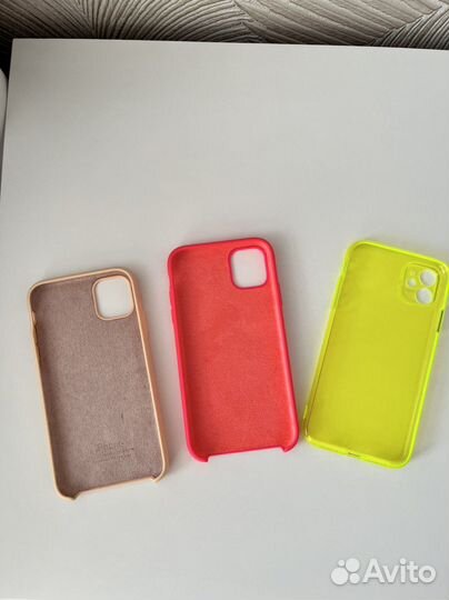 Чехолы на iPhone 11