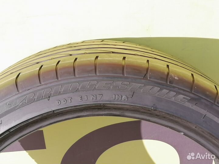 Bridgestone Potenza RE 050A l 265/35 R19