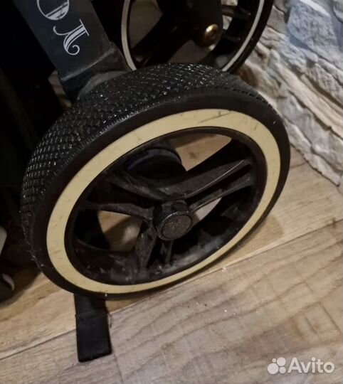 Прогулочная коляска yoya plus pro