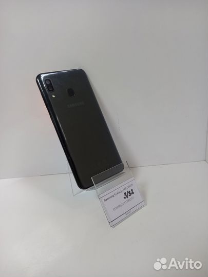 Samsung Galaxy A20, 3/32 ГБ