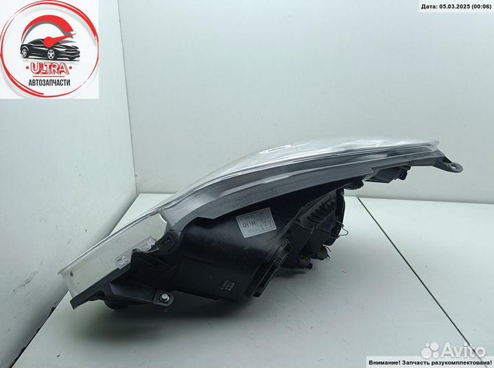 Фара правая б/у Opel Corsa D