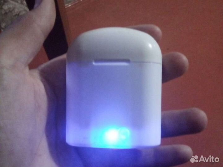 Безпроватные наушники простые