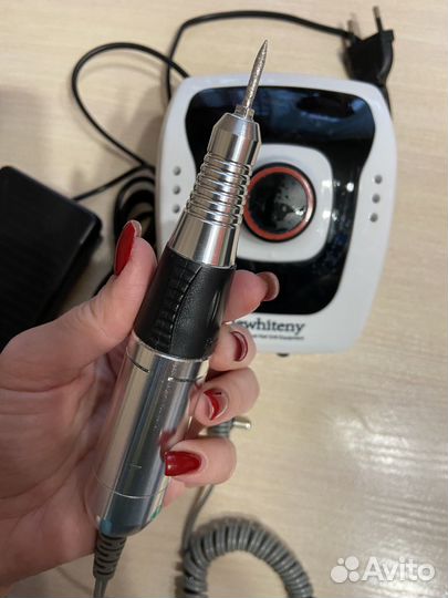 Профессиональный аппарат для маникюра с лампой