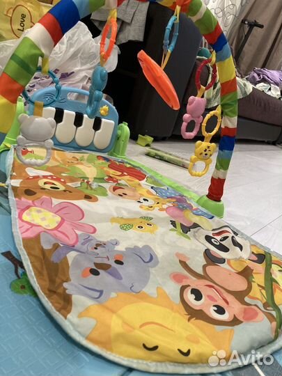 Развивающий коврик с пианино