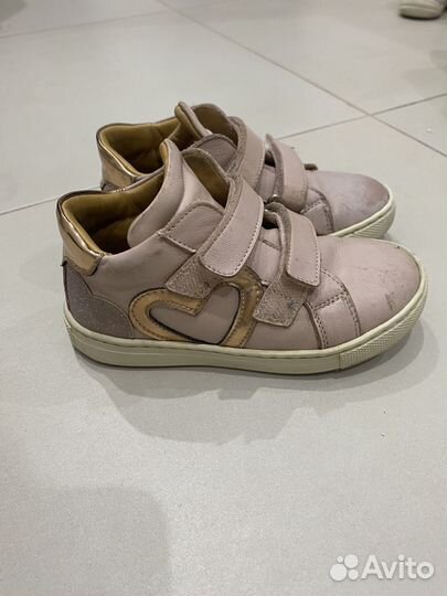 Ботинки на девочку 23