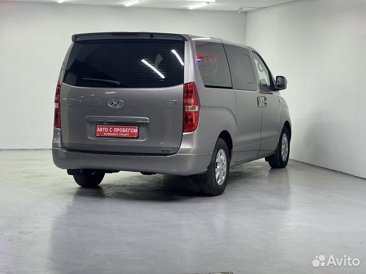 Hyundai Grand Starex 2.5 AT, 2011, 185 235 км