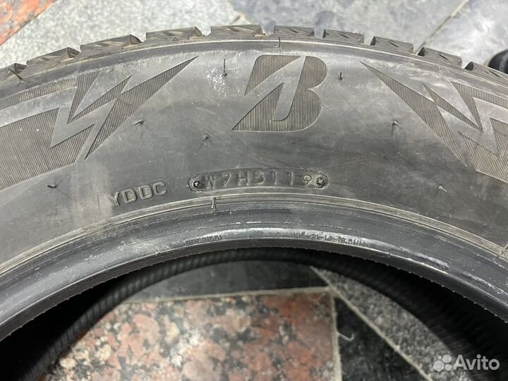 Bridgestone Blizzak DM-V3 235/60 R18