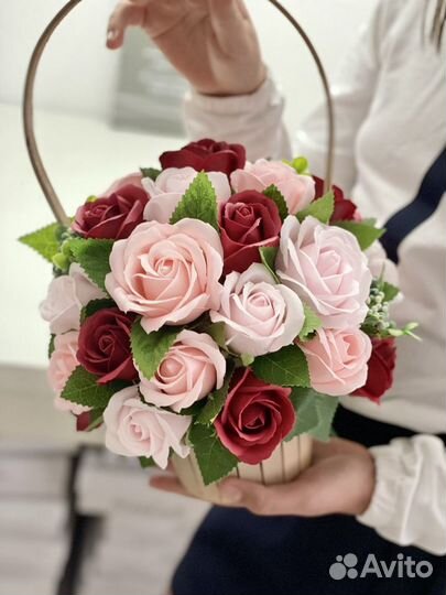 Букет из мыльных роз «и целого мира мало»