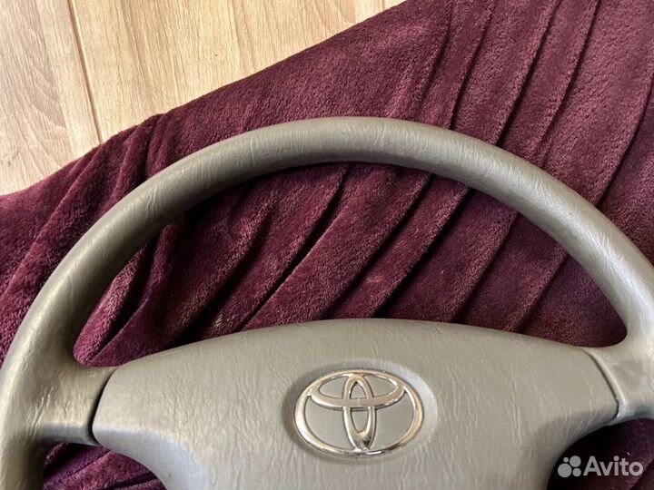 Руль Toyota Ipsum ACM21