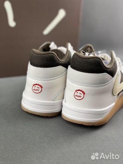 Nike Air Jordan 1 Low Travis Scott