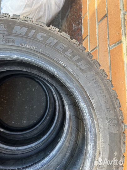 Michelin X-Ice North 4 205/55 R16 94T