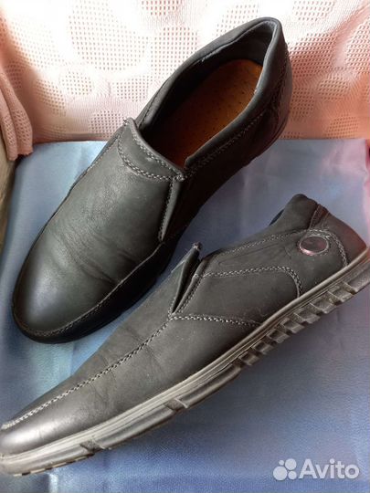 Детская обувь для мальчика 37и38размер б/у