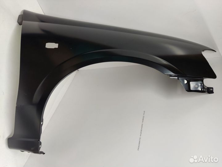 Крыло переднее правое Nissan Almera Classic B10