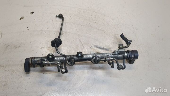 Рампа топливная BMW 1 E87, 2004