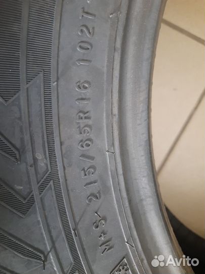 Nokian Tyres Nordman 8 SUV 215/65 R16 102T