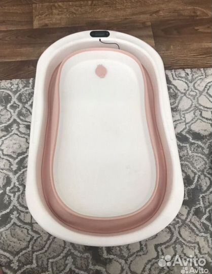 Ванночка для купания новорожденного