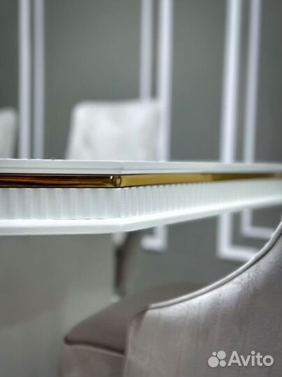 Кухонный стол. Доставка по всей России