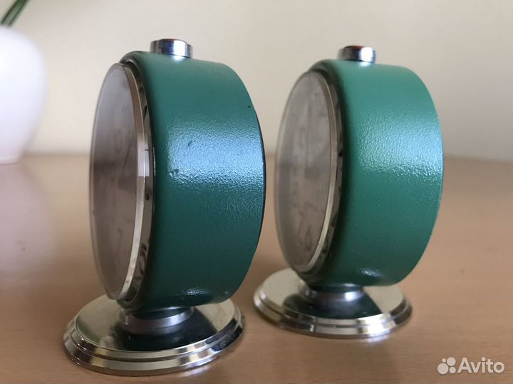 Часы-будильник Слава,madi in Russia