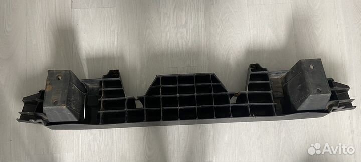 Усилитель заднего бампера 2114