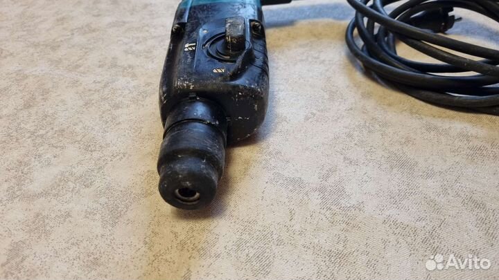 Перфоратор Makita HR2450