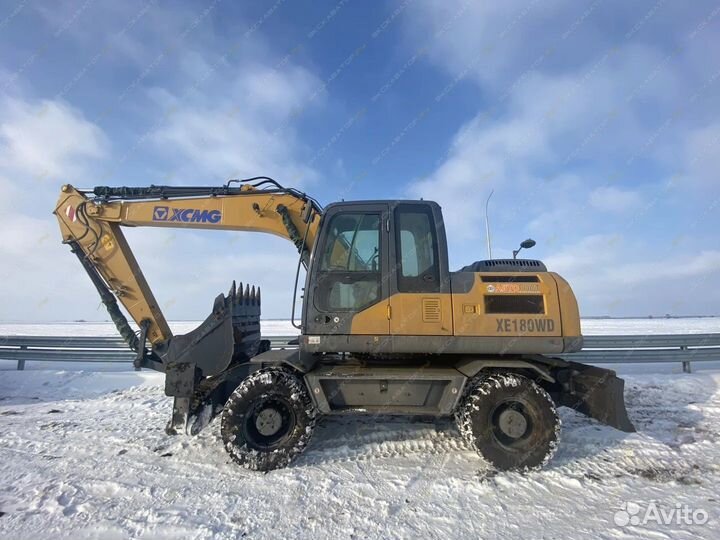 Колёсный экскаватор XCMG XE180WD, 2023