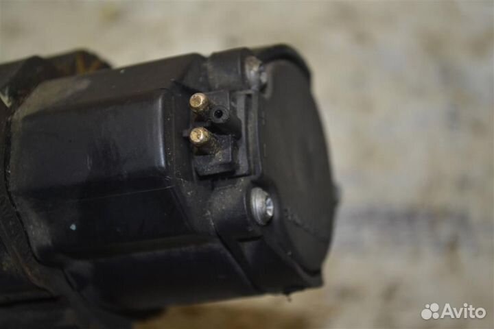 Насос продувки катализатора Mercedes Benz