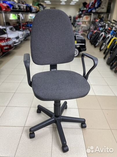 Компьютерное кресло Офисное кресло
