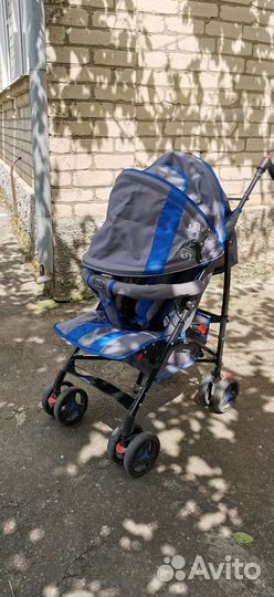 Прогулочная коляска