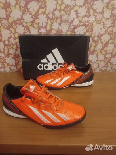 Футзалки adidas