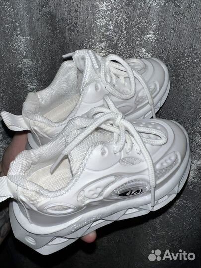 Светящиеся Кроссовки детские 22 размер белые