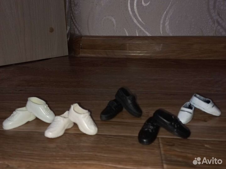 Обувь для кукол