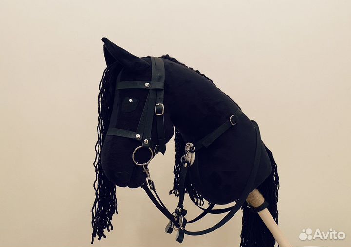 Хоббихорс фриз с сетом амуниции